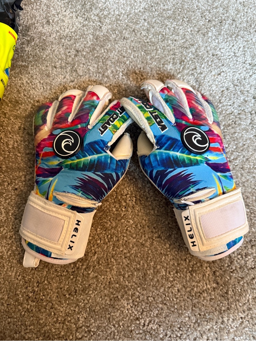 West Coast Soccer goalie gloves size 4